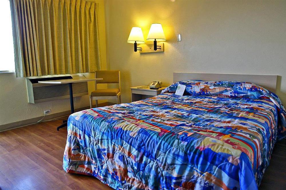 Motel 6 Hattiesburg Ms Номер фото